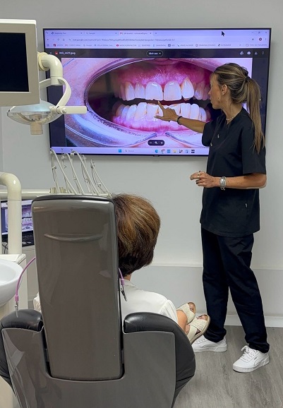 dentalcom premio empresa del años en alcobendas dentalcom tecnologia de vanguardia en alcobendas y sanse